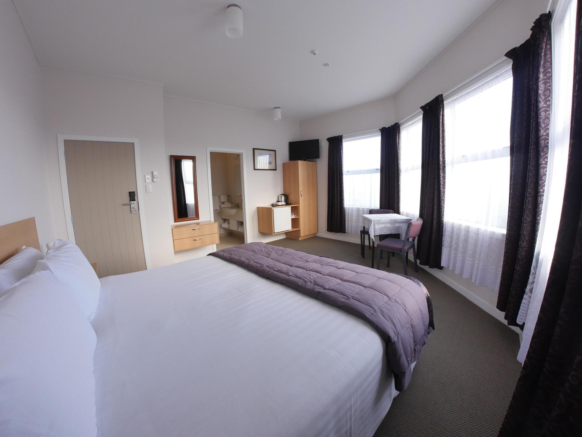 Masonic Hotel Waitara Luaran gambar
