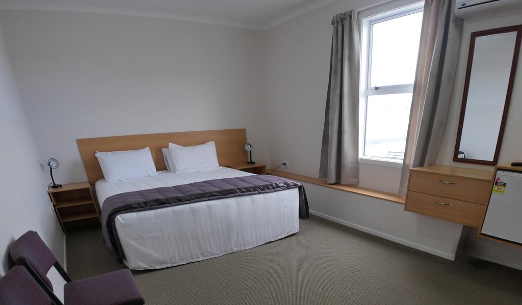 Masonic Hotel Waitara Luaran gambar