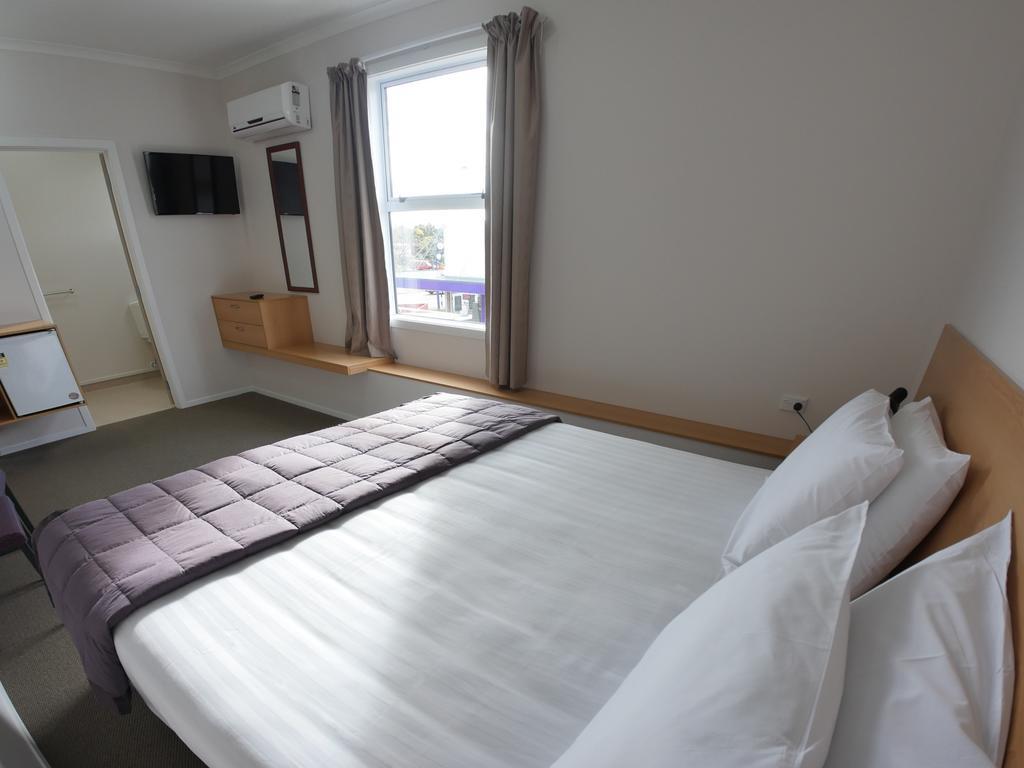Masonic Hotel Waitara Luaran gambar