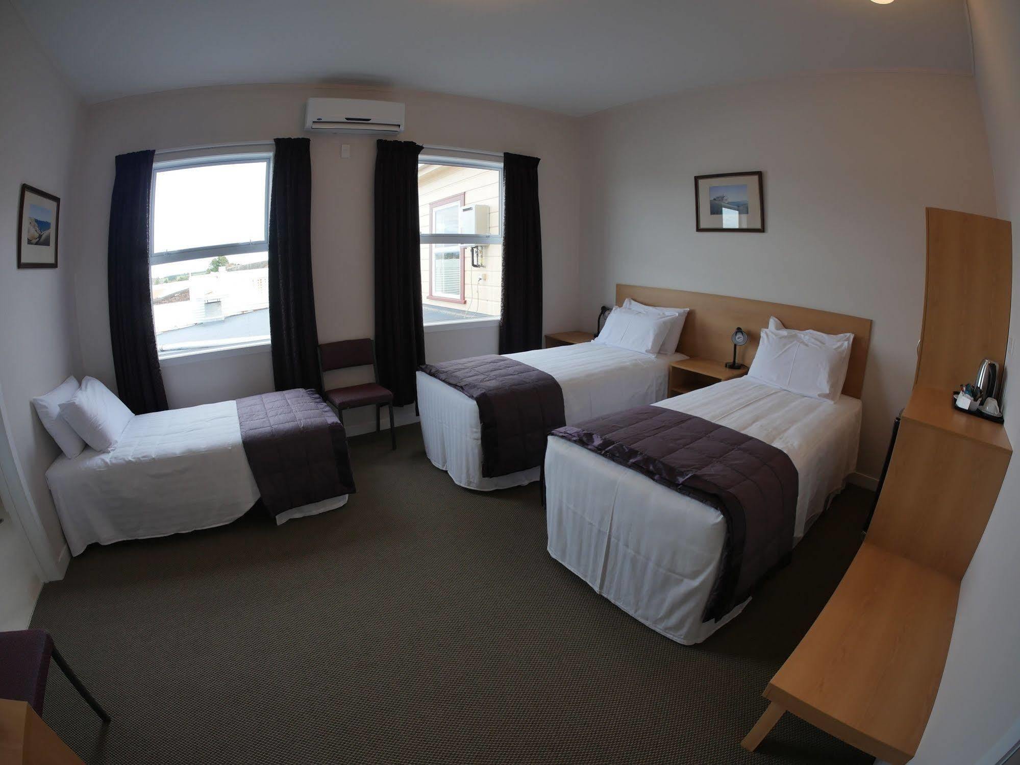 Masonic Hotel Waitara Luaran gambar